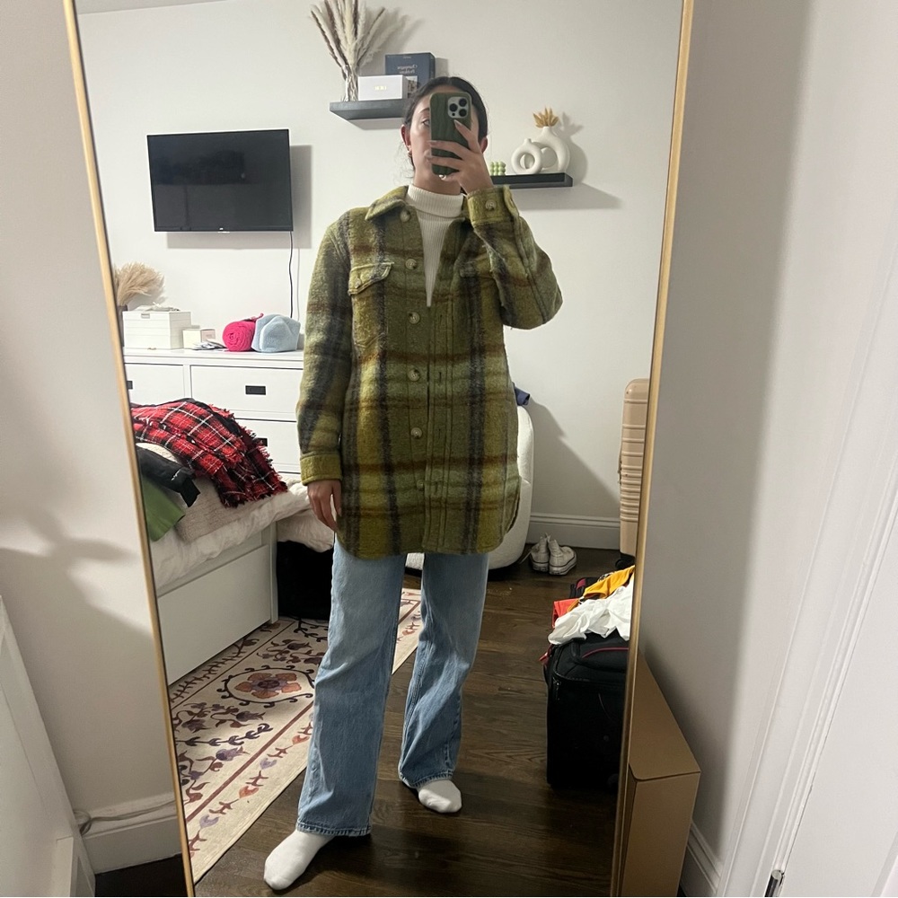 Aritzia’s Wilfred Free plaid wool shacket